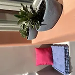 Finikia Santorini Oia