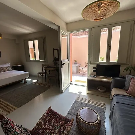Villa Finikia Santorini *