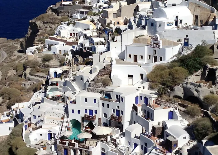 Finikia Santorini Villa
