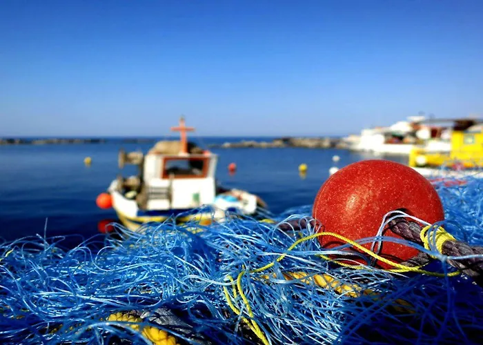 Finikia Santorini 别墅 *